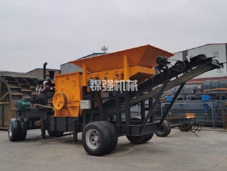 投資這樣的移動式建筑垃圾破碎機多少錢一臺?(圖4) 投資這樣的移動式建筑垃圾破碎機多少錢一臺?(圖4)